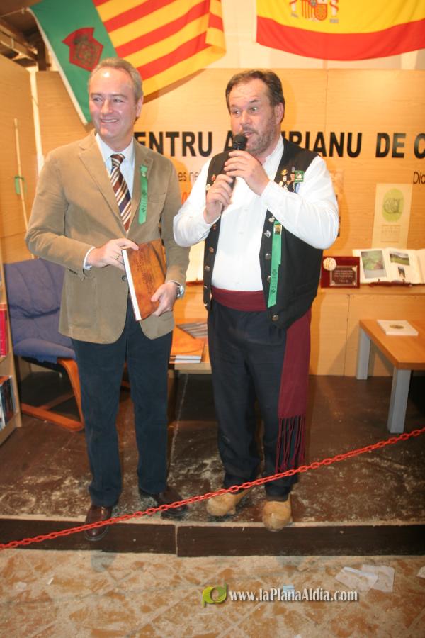 El Centro Asturiano recibió al alcalde, Alarte y Javi Venta