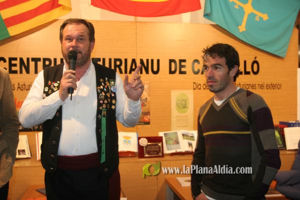 El Centro Asturiano recibió al alcalde, Alarte y Javi Venta