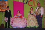 Pleitesia a la reina fallera Infantil