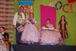 Pleitesia a la reina fallera Infantil