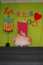 Pleitesia a la reina fallera Infantil