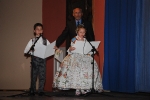 Pleitesia a la reina fallera Infantil