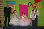 Pleitesia a la reina fallera Infantil