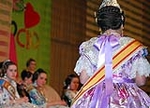 Pleitesia a la reina fallera Infantil