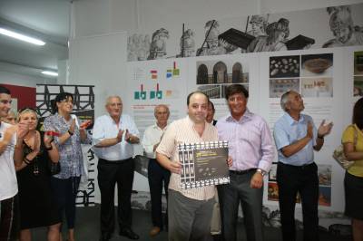 Manolo Sales, el ondense ganador del prestigioso concurso de cerámica de l?Alcora presentará sus ultimas obras en la Sala Pictograma de Castellón.