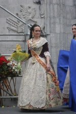 La lluvia estuvo a punto de aguar la ofrenda