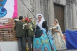 La lluvia estuvo a punto de aguar la ofrenda