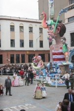 La lluvia estuvo a punto de aguar la ofrenda