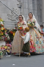 La lluvia estuvo a punto de aguar la ofrenda
