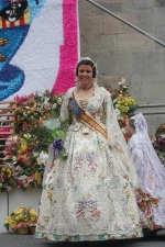 La lluvia estuvo a punto de aguar la ofrenda