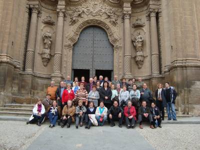 El taller de bolillos de la Universidad Popular y la Associació Vall i Boixet participan en el encuentro de bolillos de Alcañiz