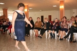 La Asociación de Amas de Casa L\'Arquet organiza un desfile de moda