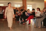 La Asociación de Amas de Casa L\'Arquet organiza un desfile de moda