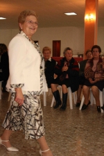 La Asociación de Amas de Casa L\'Arquet organiza un desfile de moda