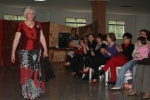 La Asociación de Amas de Casa L\'Arquet organiza un desfile de moda