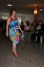 La Asociación de Amas de Casa L\'Arquet organiza un desfile de moda