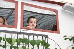 Los niños disfrutan en su Pregó Infantil