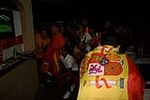 Celebran el triunfo de la \'roja\' en las piscina