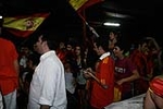 Celebran el triunfo de la \'roja\' en las piscina