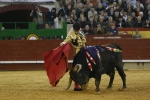 José Tomás triunfa y sale por la puerta grande