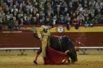José Tomás triunfa y sale por la puerta grande