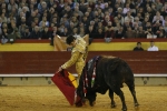 José Tomás triunfa y sale por la puerta grande