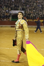 José Tomás triunfa y sale por la puerta grande