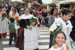 Multitudinaria ofrenda a la Mare de Déu del LLedó