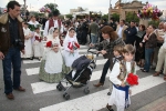 Multitudinaria ofrenda a la Mare de Déu del LLedó