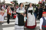 Multitudinaria ofrenda a la Mare de Déu del LLedó