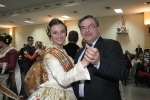 La Reina Fallera, Carmen Monfort, rep l\'afecte dels fallers en el seu acomiadament.