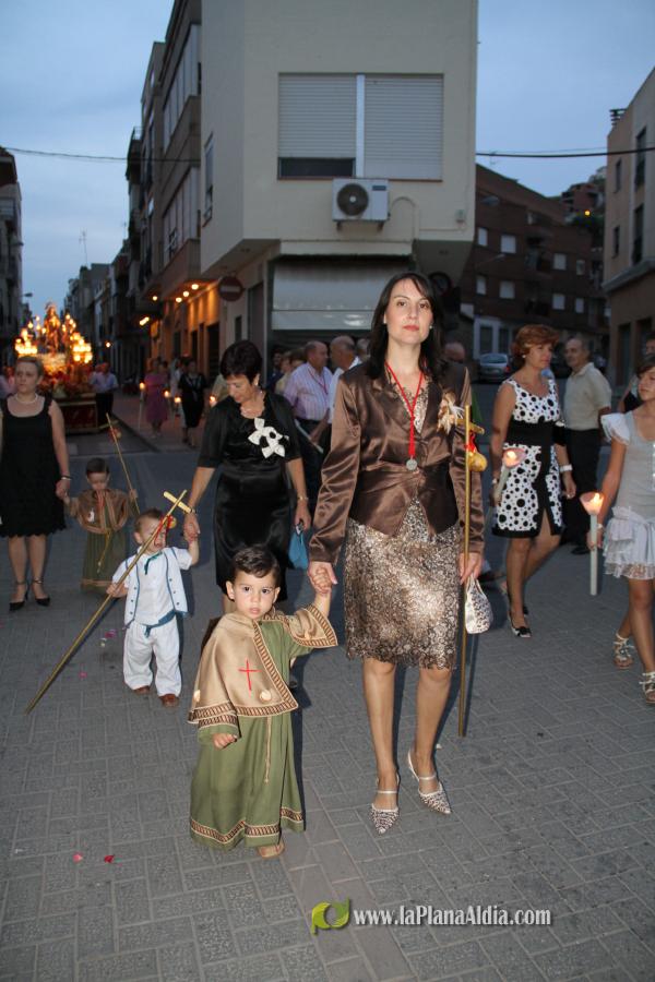 Multitudinaria procesión en honor a Sant Roc