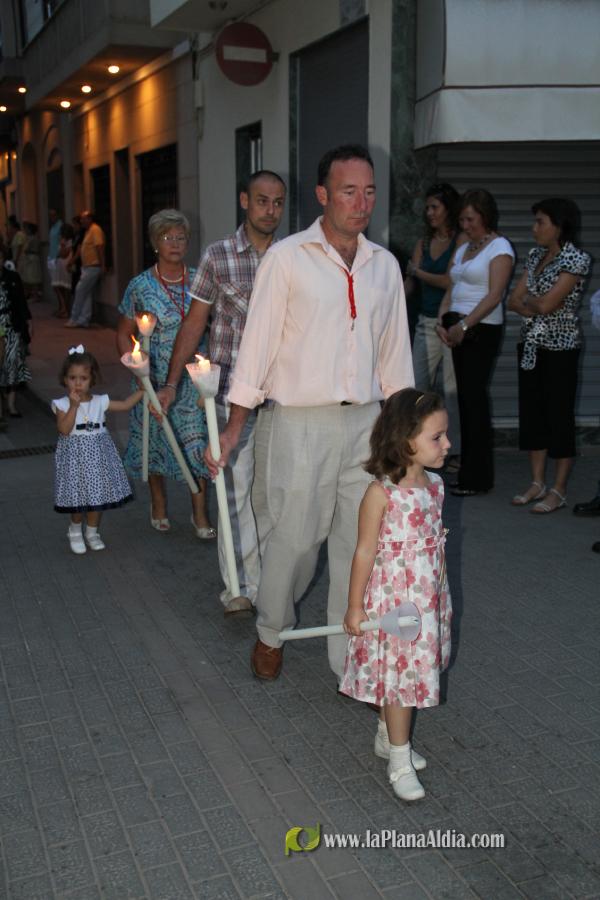 Multitudinaria procesión en honor a Sant Roc