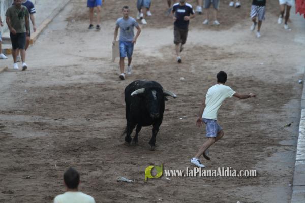 La lluvia obliga a aplazar hasta esta tarde los dos últimos toros de las fiestas de Sant Roc