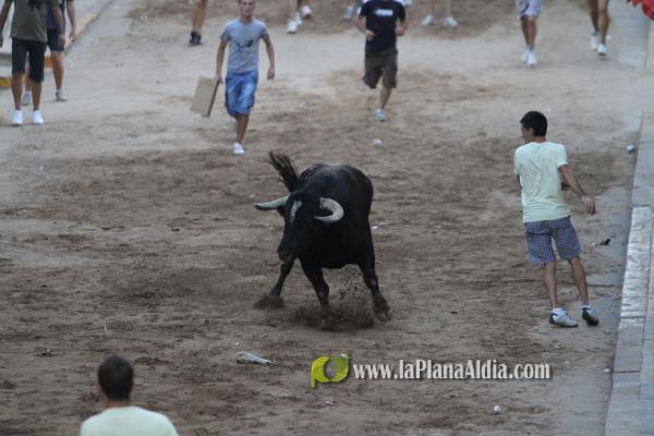 La lluvia obliga a aplazar hasta esta tarde los dos últimos toros de las fiestas de Sant Roc