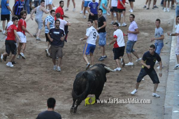 La lluvia obliga a aplazar hasta esta tarde los dos últimos toros de las fiestas de Sant Roc