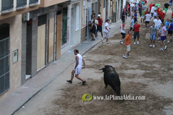 La lluvia obliga a aplazar hasta esta tarde los dos últimos toros de las fiestas de Sant Roc