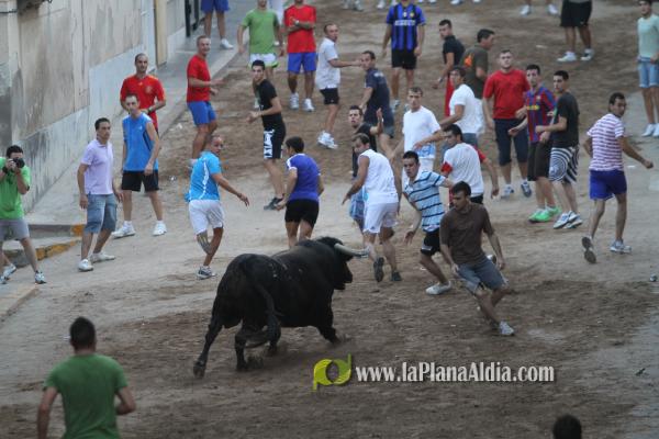 La lluvia obliga a aplazar hasta esta tarde los dos últimos toros de las fiestas de Sant Roc