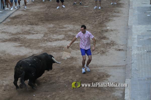 La lluvia obliga a aplazar hasta esta tarde los dos últimos toros de las fiestas de Sant Roc