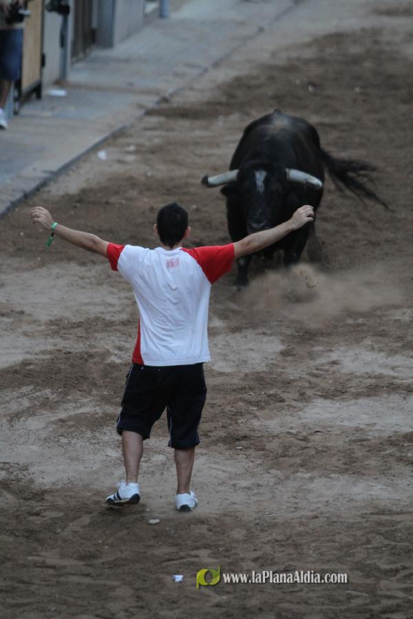 La lluvia obliga a aplazar hasta esta tarde los dos últimos toros de las fiestas de Sant Roc