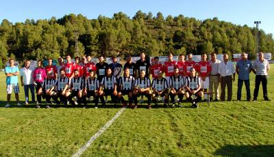 El Castellnovo CF se presenta en sociedad en el I Trofeo Ramn Ponce