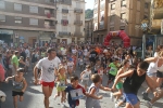 Mas de 350 participantes de todas las edades corrieron la XXIII Volta Popular a Peu a pesar del fuerte calor.