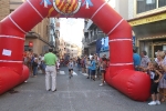 Mas de 350 participantes de todas las edades corrieron la XXIII Volta Popular a Peu a pesar del fuerte calor.