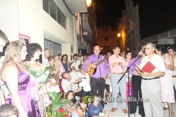 Emotiva Ronda a la Reina y Damas, de la Rondalla l\'Alcalatén y poetas