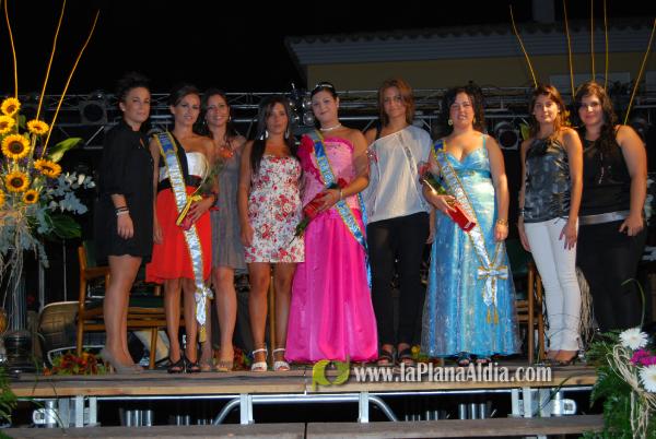 Presentación reina y damás Barrio San Ramón