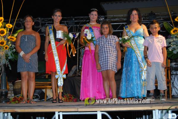 Presentación reina y damás Barrio San Ramón