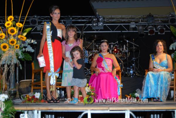 Presentación reina y damás Barrio San Ramón