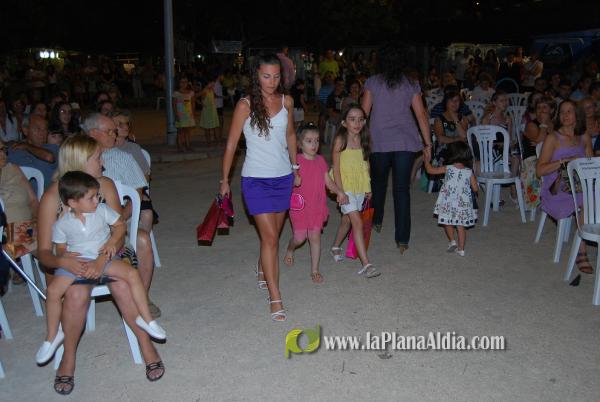 Presentación reina y damás Barrio San Ramón