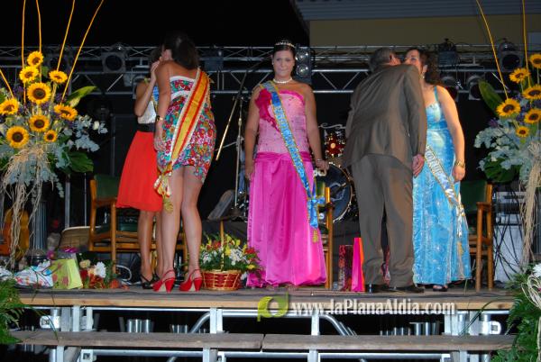Presentación reina y damás Barrio San Ramón