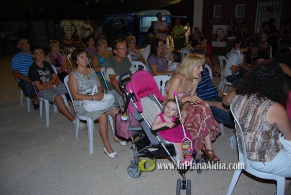 Presentación reina y damás Barrio San Ramón
